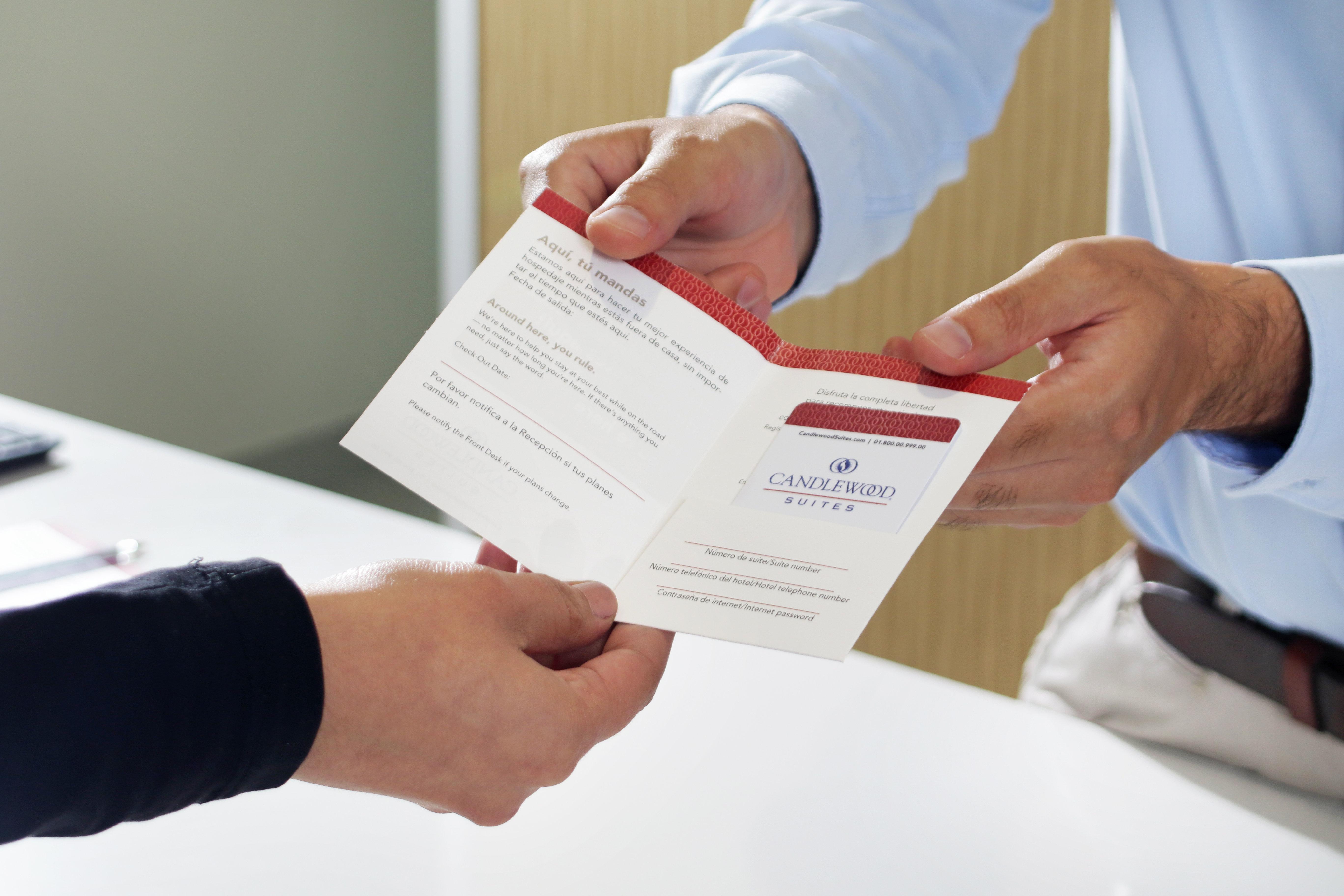 Candlewood Suites Celaya Селая Екстер'єр фото