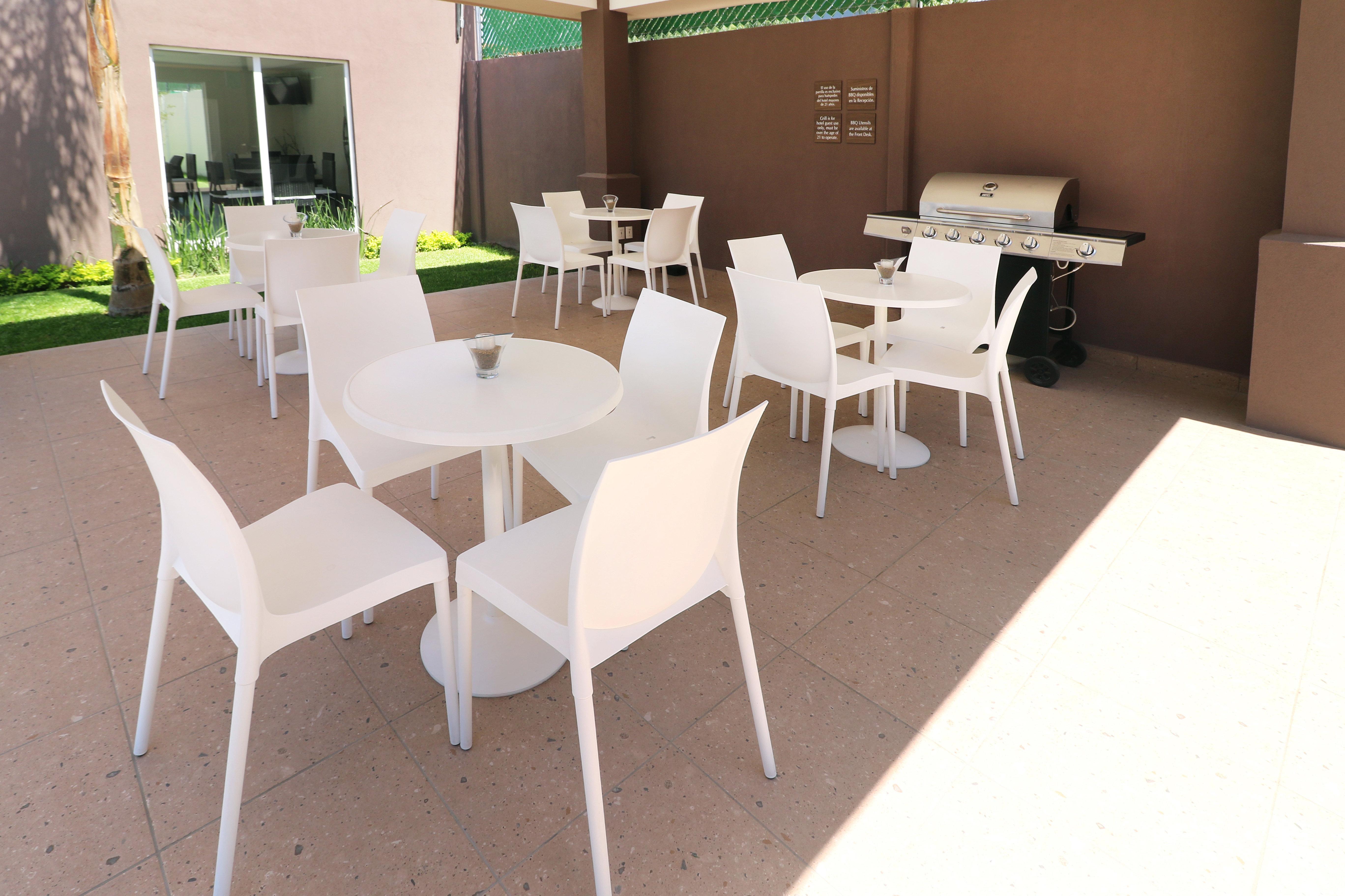 Candlewood Suites Celaya Селая Екстер'єр фото